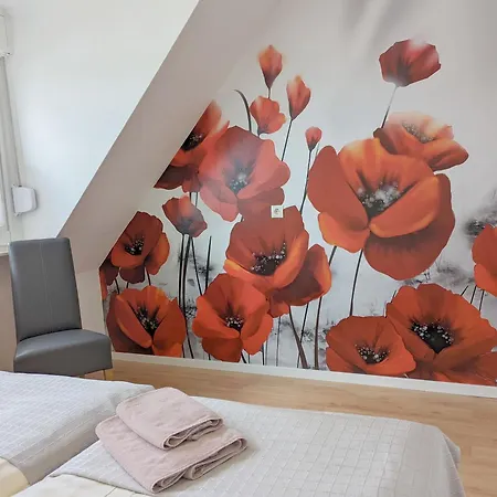 Haus Abendsonne Dachgeschoss Klein Apartmán